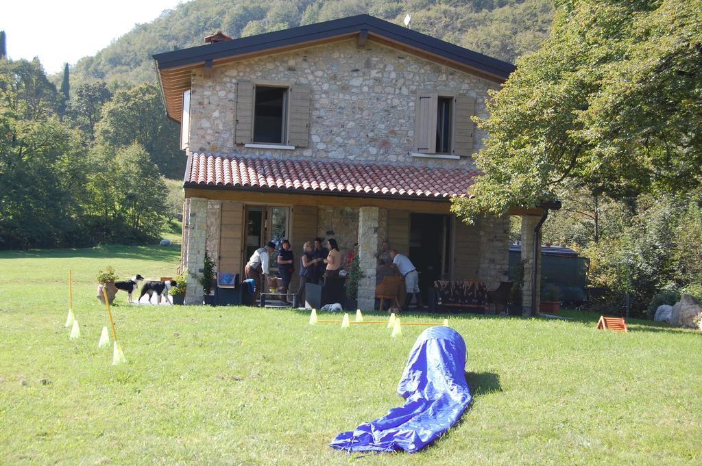 Agriturismo Casa Del Castagneto Gargnano Room photo