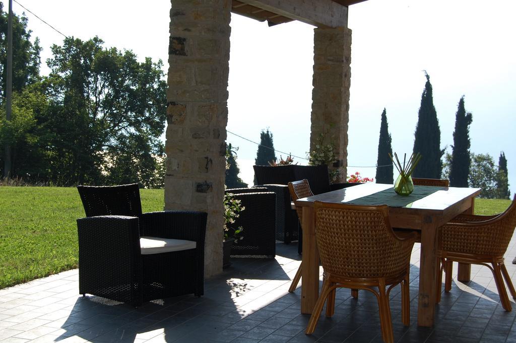 Agriturismo Casa Del Castagneto Gargnano Room photo